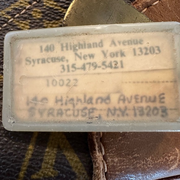 Vintage Louis Vuitton soft suitcase owned by Elwin L Smith circa 1970 - Picture 7 of 11